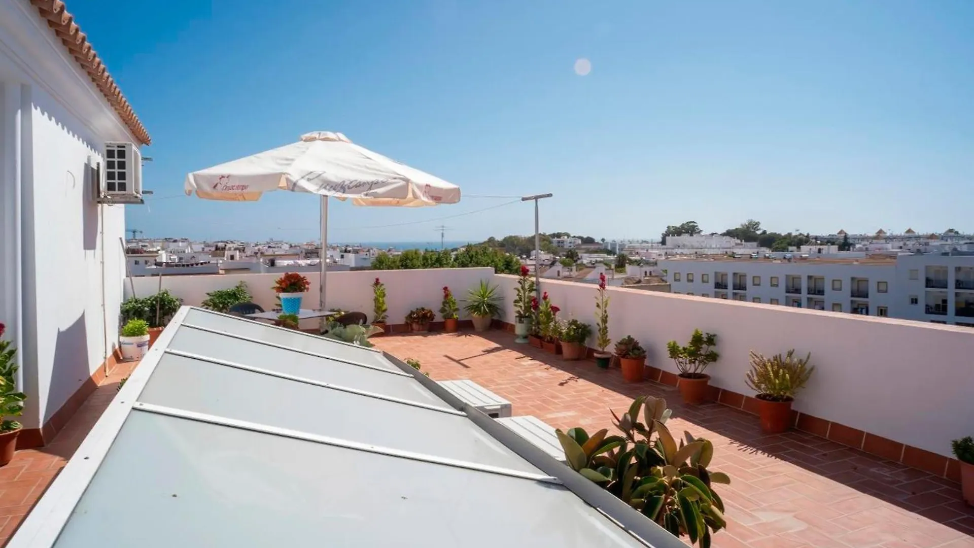 Apartment Habitaciones Centro Con Aire Y Terraza Conil De La Frontera